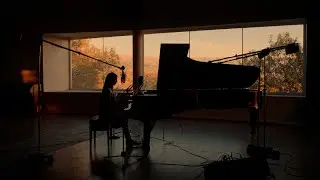 5. Azul Divino (Edgardo Cardozo) - Gaby Echevarria