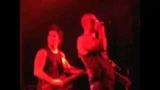 Avenged Sevenfold and Matt Tuck _Walk