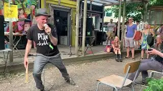 JIM AVIGNON aka Neoangin: &bdquo;Petersburger H&auml;ngung&ldquo;