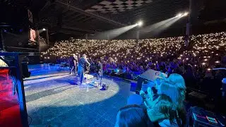 THREE DAYS GRACE-‘I Hate Everything About You’ 09/20/25 side stage view