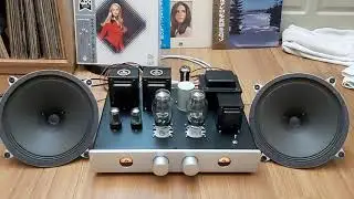 Test ampli 300B cho anh Khoa Sài Gòn trước khi chuyển hàng.