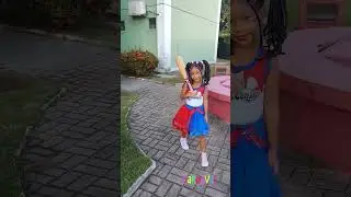 Arlekina no bailinho de carnaval 🎉