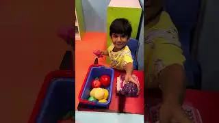 Aviबना नन्हा सब्ज़ीवाला 🥦👶 | Supermarket में बेच डाली सब्ज़ियाँ! #CuteVendor #SupermarketFun