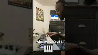 I love this new Akai MPC Key61 🎹 its has so many amazing features🙌🏿💪🏿#music #review #piano