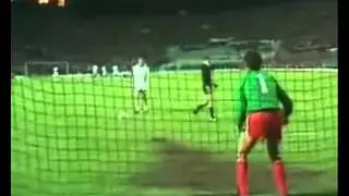 Grobbelaar vs Superman Spaghetti legs