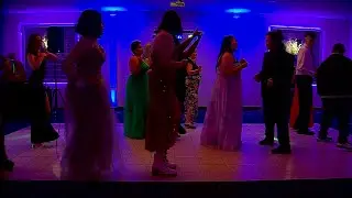 Virtual Michigan school hosts prom in Kentwood