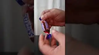 cute snickers candy #chocolate  #asmr #candyopening #youtubeshorts