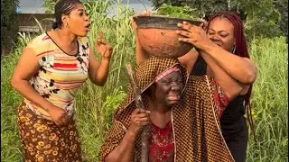 Unknown woman with the golden gift rewarded her a great performance
