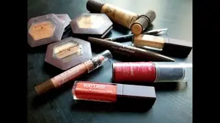 Full Face of Burts Bees