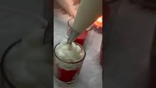 Cupcake or candle?!🤭✨ #candle #food #funny #smallbusiness #shorts