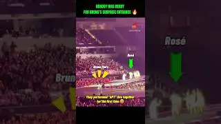 Still not over how Bruno Mars joined Ros&eacute; for &ldquo;APT&rdquo; stage #ros&eacute; #brunomars #apt #blackpink
