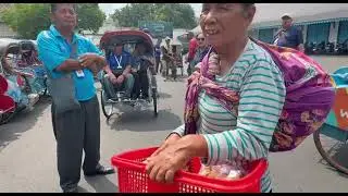 Gak Nyangka! Keliling Keraton Solo Naik Becak Ternyata Seru Banget 🔥