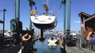 Jeanneau 409 Sun Odyssey Sailboat Hull Design / Haulout for survey inspection By: Ian Van Tuyl