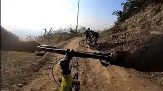 Danger riding skill. Live accident    Downhill mountain biking  JEPHALE aitabara to RAJA RANI,LETENG