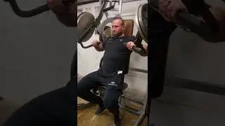 Hammer Strength - Incline Press (Bunker Berlin Gym)