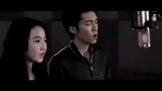 Akama Miki and Zhang Muyi ( Dash Forward )