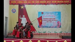 HỘI THI VĂN NGHỆ KỈ NIỆM 40 NĂM THÀNH LẬP TRƯỜNG | 12A1 - MASHUP BÀI CA TÔM CÁ & SẼ CHIẾN THẮNG