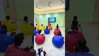 Школа Радж Веданта