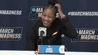 Lady Vols Basketball players Jewel Spear and Tess Darby pre-game NCAA