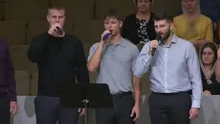 В Гефсиманском саду тишина и прохлада