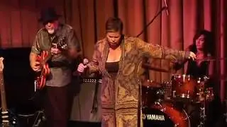 Karen Lovely - Still The Rain - Live at Herb Alpert's Vibrato Los Angeles, CA