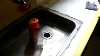 (my subwoofer shaking my sink) makayanig lababong sounds, loud cheap sound system