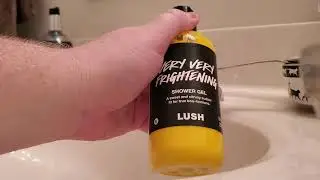 Very Very Frightening Shower Gel | LUSH Review/Demo HALLOWEEN 2020