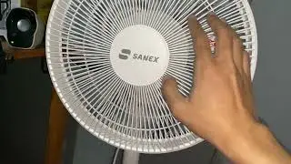 Kipas Angin Berdiri SANEX SSF 1221 Tanpa Remote