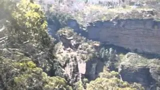 Blue Mountains Walks: Cliff Drive lookouts at Katoomba, NSW Australia