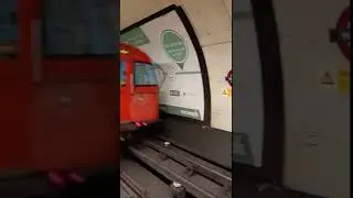 1972 Stock Bakerloo Line Train at Waterloo - #Shorts #NetworkRail #Trains