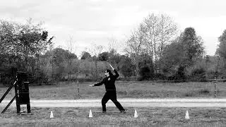 SHORT/LONG DISTANCE KNIFE THROWING