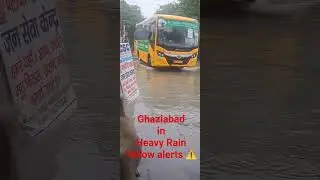 Heavy rain 🌧 in Ghaziabad