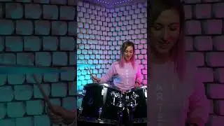 Яна - ученица школы 🤘🏻🔥 #drums #барабаны