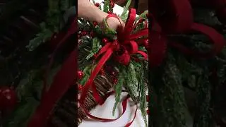 Switch up your holiday decor with this stunning wall basket!🌲 #diy #shorts #reels #christmas