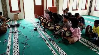 ROBBAHU BIDZIKRI #madh #santrikeren #sholawat