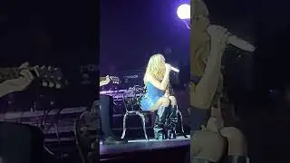 Sabrina Carpenter - things i wish you said to me - Live in Las Vegas April 22nd, 2023