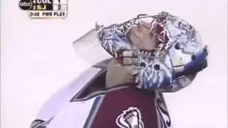 Jonathan Cheechoo between the legs goal