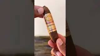 CIGAR ASMR | 🔥💨 Arturo Fuente Rare Pink Queen Of Hearts #shorts #asmr #cigar #cigarsociety