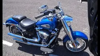 Essai du Fat Boy 117 de 2025, je me suis senti comme Terminator, invincible aux flics 😁