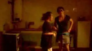 bailando el chuculum....  :O