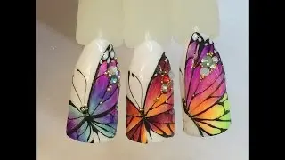 Butterfly Nail Art - Spring-Summer 2017 Manicure