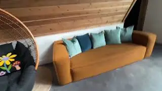 Обзор дивана-букле из темно-желтой ткани французского дизайна Ashcroft Furniture Co Canary Modern...