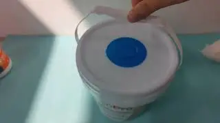 disinfacting wipes in bucket