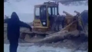 Трактор утонул