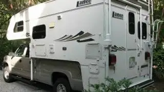 2002 Lance Camper, Model 1010