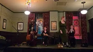 The Christians and the Pagans - Dar Williams - Death & All Her Friends - Solstice 2025