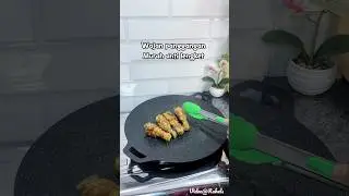 Grilling chicken using a non-stick pan #trendingshorts #viralproduct #fyp #grill #bakedchicken