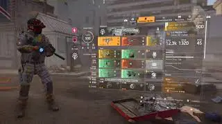 Tom Clancy's The Division&reg; space suits &shake n bake