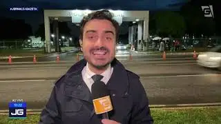 Bolsonaro sofre queda na sede da PF