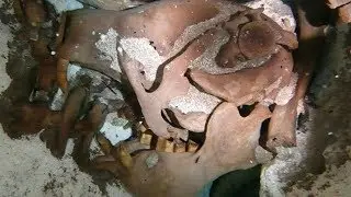 Mysterious 10,000 Yr Old Giant Skull Discovered In Mexico